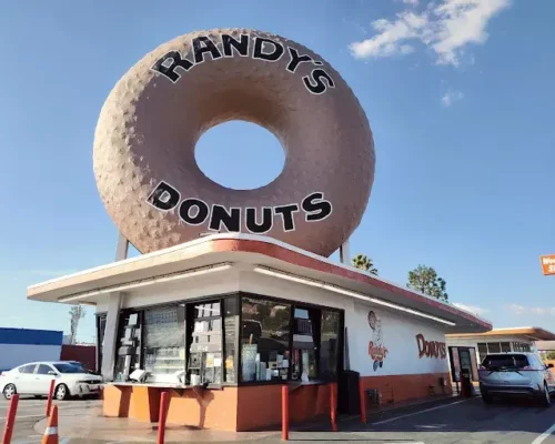 Iconic Bites: A Sweet Journey to Randy’s Donuts in Inglewood, CA