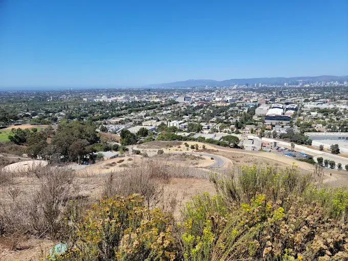 Baldwin Hills, CA